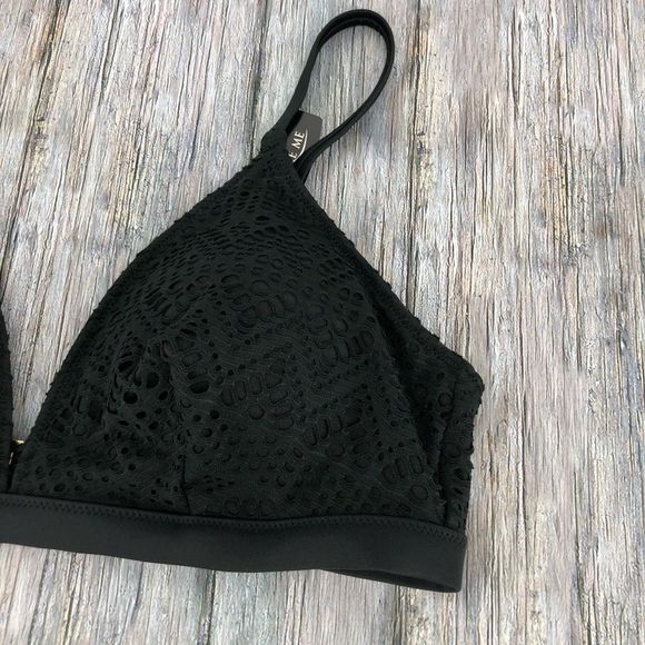 Adore Me Haukea Black Lace Triangle Bikini Top NWT size L - Picture 3 of 10